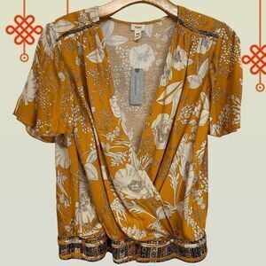 TIny Women's size Medium Petite Yellow Boho Floral Surplice wrap pullover top